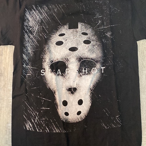Slapshot tee - Picture 2 of 4